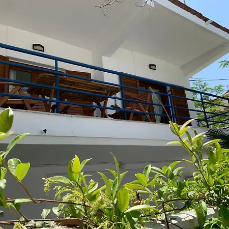 Blue Maison Paralía